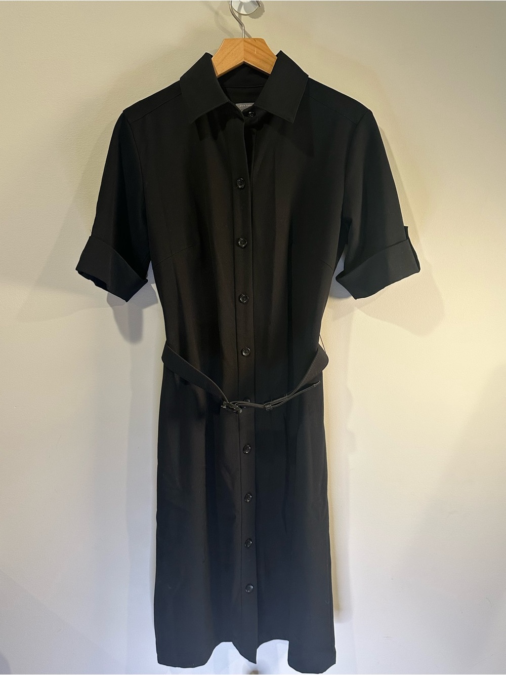 Ann Taylor Size 4 Black tortoise Belted Button Front classic Shirtdress Midi